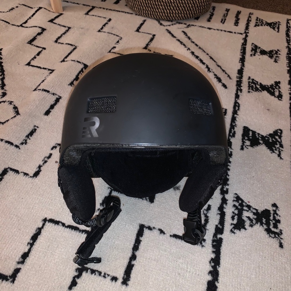 Womens snowboarding helmet